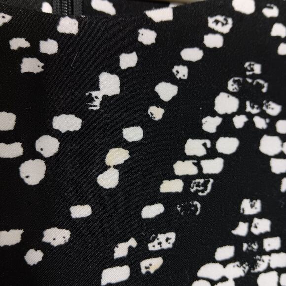 Mario Serrani Italy Dress Size 10 Black and White Abstract Print Sleeveless - Picture 9 of 9